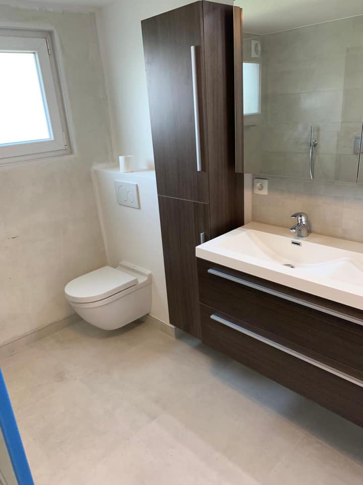 SALLE DE BAINS - TUBIZE carrelage + mobilier